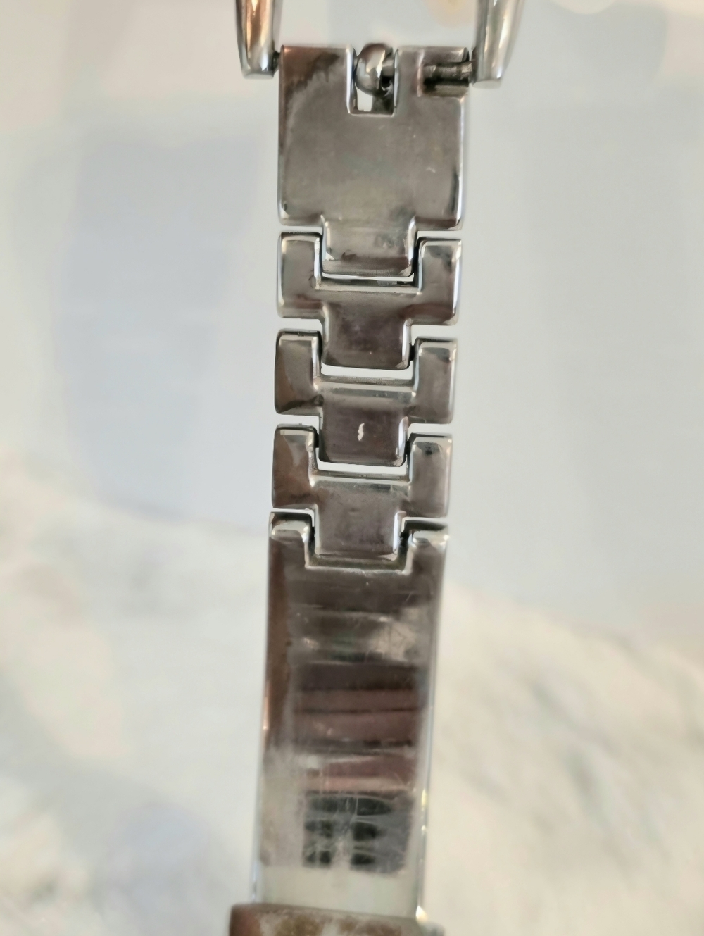 Gucci Vintage Silver and Black Buckle Adjustable Bracelet Bangle Watch Timepiece - Picture 7 of 13